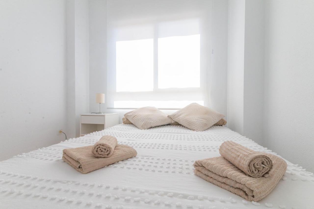 Lovely Apartment Beach Front & Pool El Campello Ngoại thất bức ảnh
